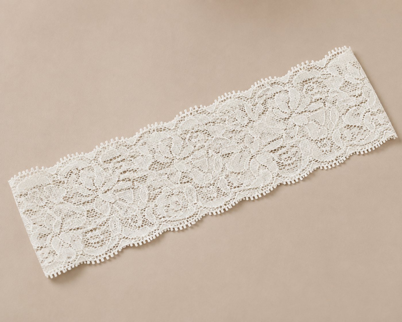 Wide Stretch Floral Lace Headband — White & Black